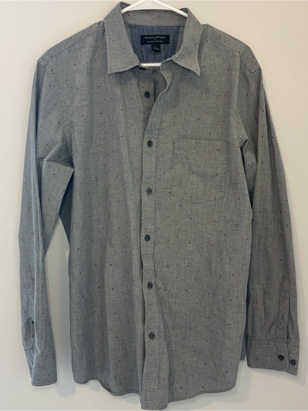 Banana Republic Men's Light Gray Button-Up Shirt with Subtle Dot Pattern